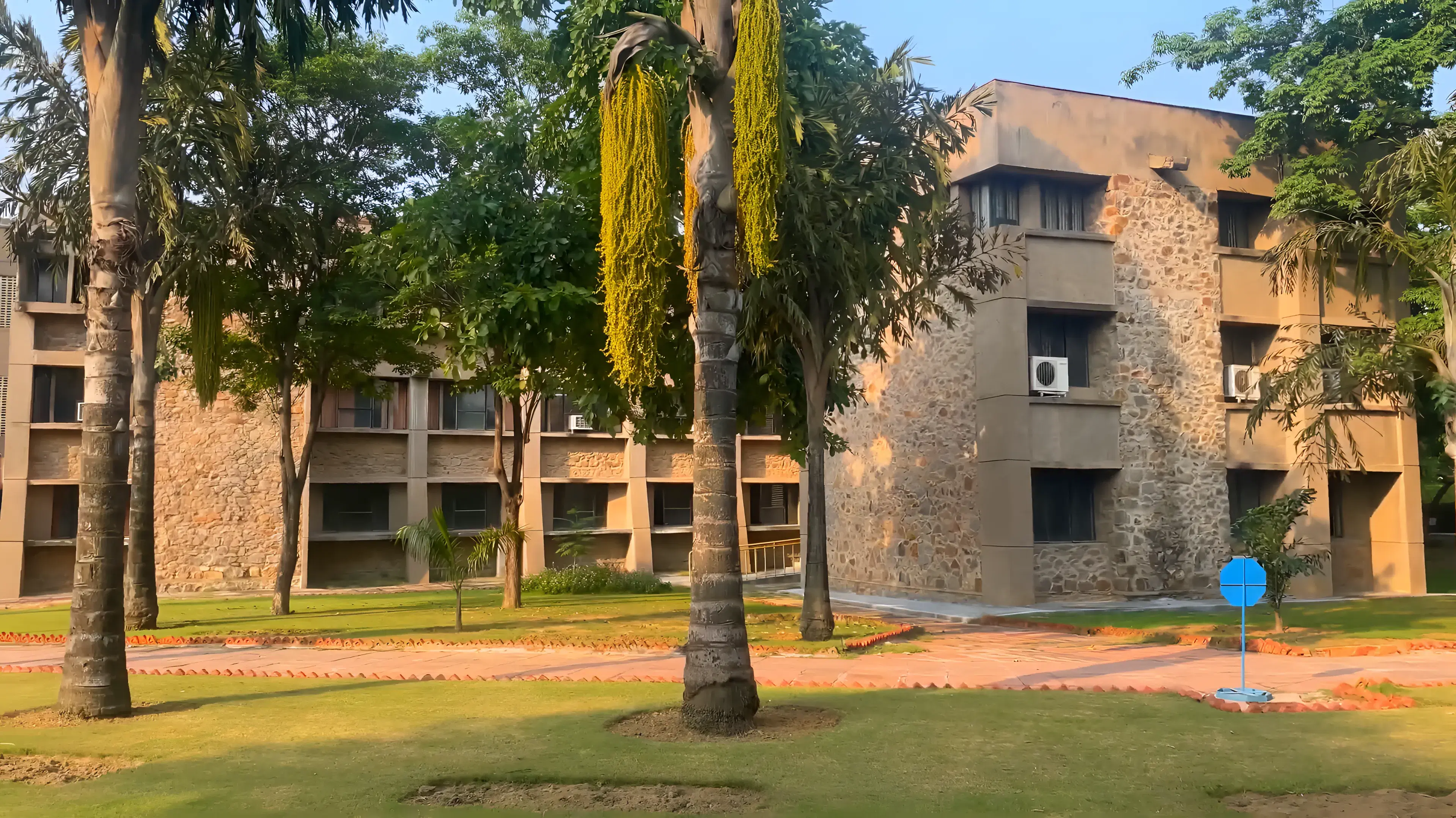 Department of Business Economics, Delhi University Campus photo 6